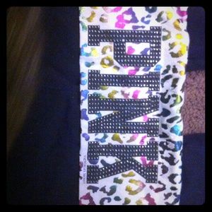 VS Capri Yogas W/ Cheetah print