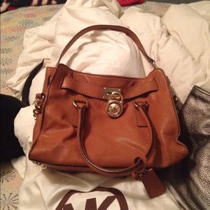 ‼️NEED TO SELL‼️ Michael Kors Hamilton Satchel!