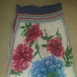Short maxi dress