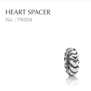 "Heart Spacer" Pandora