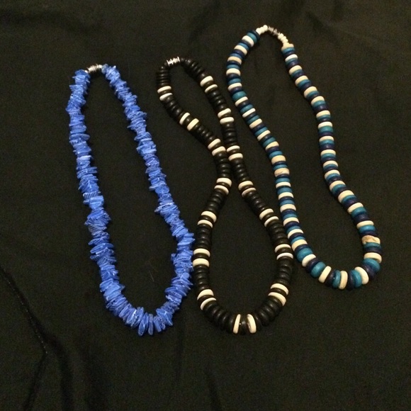 Hawaiian necklaces - Picture 1 of 1