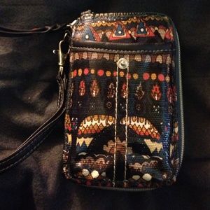 Sakroot Wristlet
