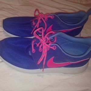 Blue & Pink Nike Roshes size 5