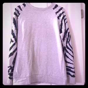 Tiger print sweatshirt