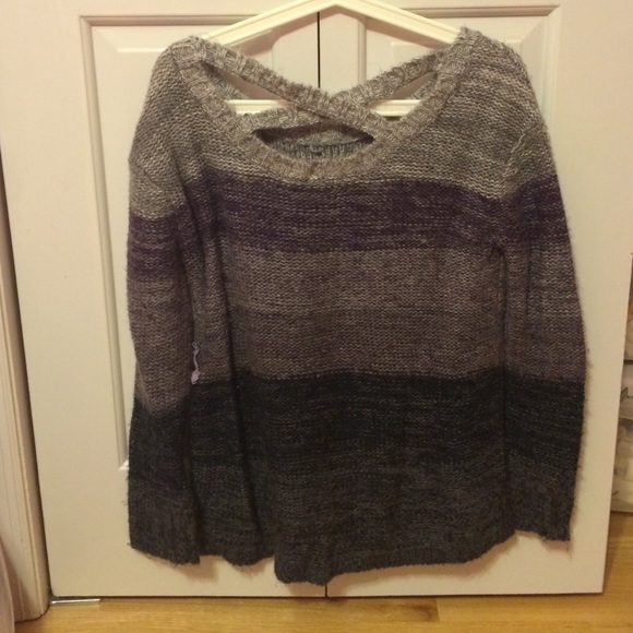 LA Hearts sweater - Picture 2 of 3