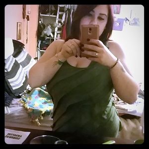 Stylish green tank top ? NWOT ?