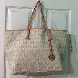 MK travel tote