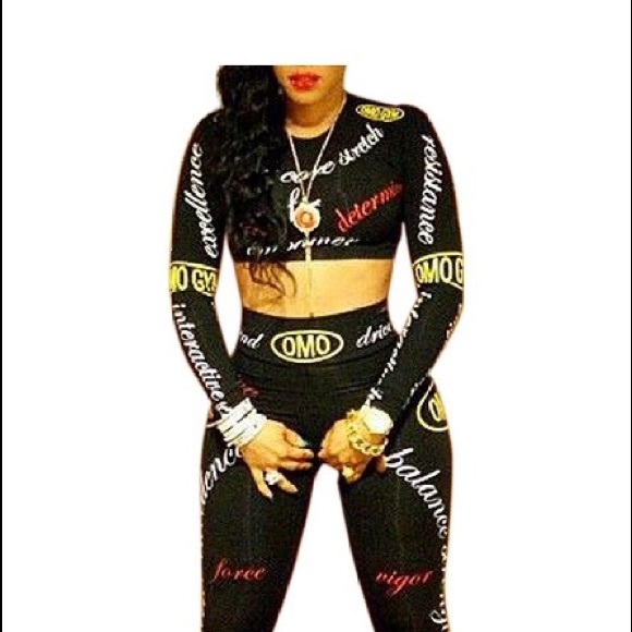 Brand new 2 peaces crop top and leggings suit sexy