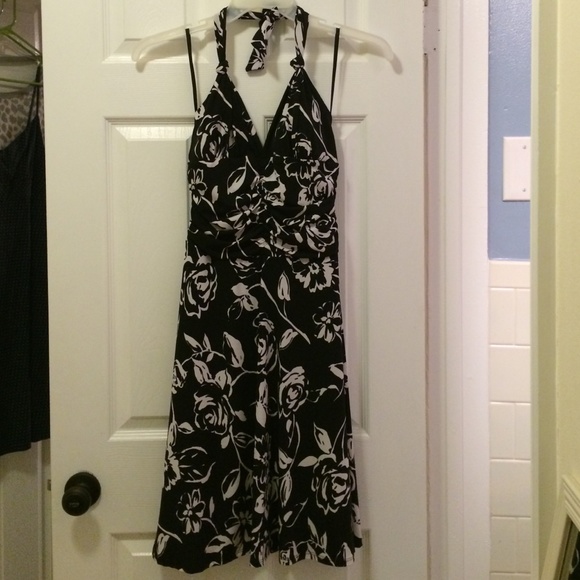White House Black Market Dress Size S