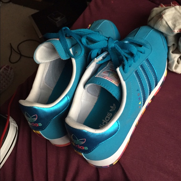 Adidas Samoas