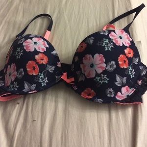 It's a very cute and comfortable bra