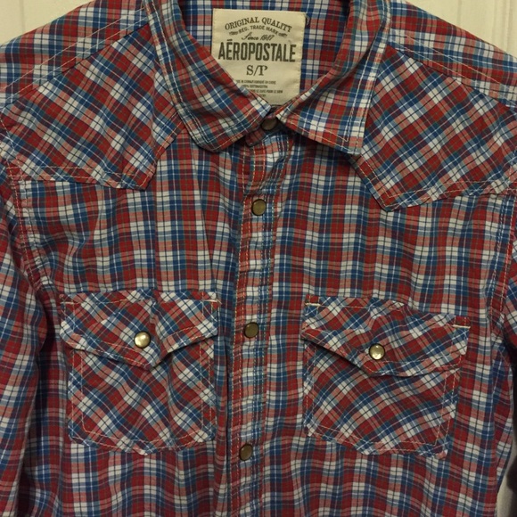 ⛔️SOLD⛔️Aeropostale long snap button down shirt - Picture 3 of 4