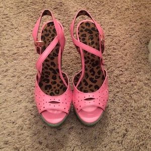 Jessica Simpson Pink Wedges