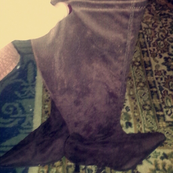 Worn once.