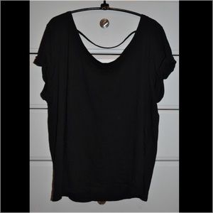 VS Pink open back Tshirt