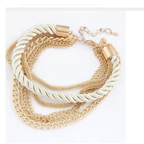 Jewelry - 🎉HP🎉BRACELET 💜1for$10💜2for$15💜white