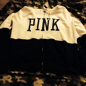 VS PINK🎀 Black & white zip