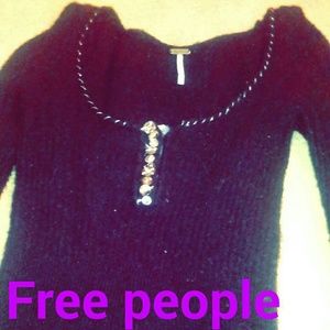 Long sleeve sweater type.