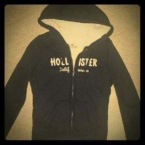 Hollister jacket size small fur lining