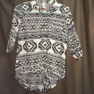 Aztec print, black and white