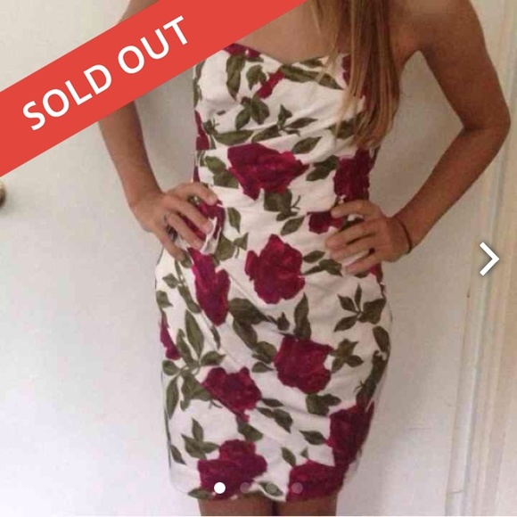 🚫sold🚫Forever 21 floral dress🌹