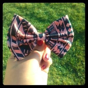Tribal Classic Hair Bow