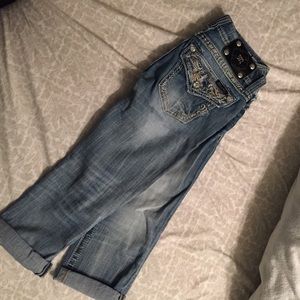 Adorable miss me Capri ***TRADED*****