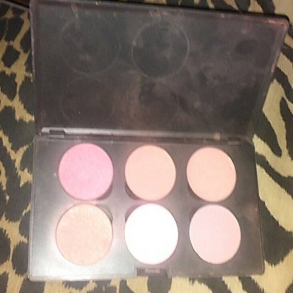 Mac blush pallet