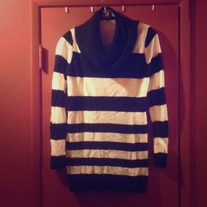 Black and White Cowl Neck Sweater - size M