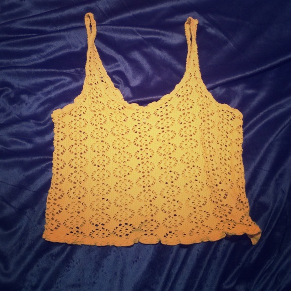 Free people M CROP TOP
