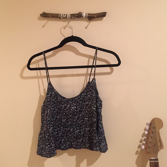 Crop floral tank, flowey