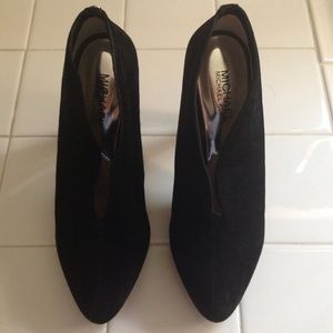 New MK ankle boots