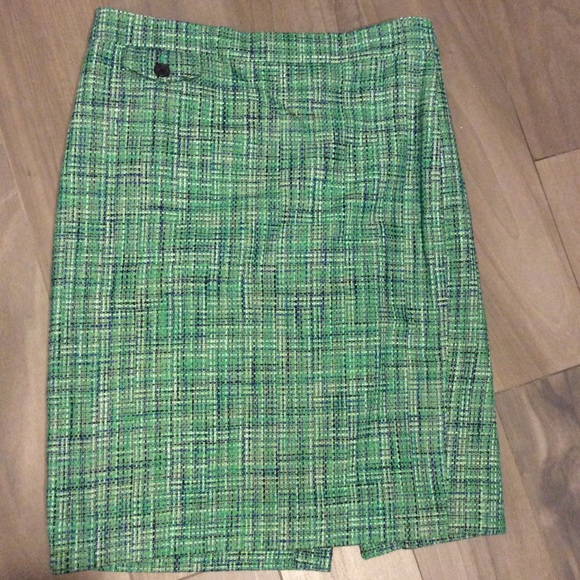 J. Crew No. 2 pencil skirt in Caribbean Tweed - Picture 4 of 4