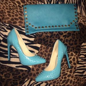 Blue Pumps