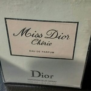 Miss dior cherie cologne