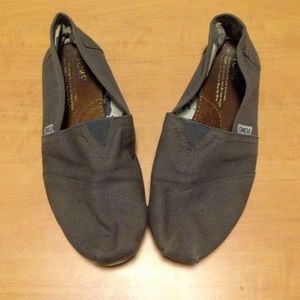 Grey TOMS