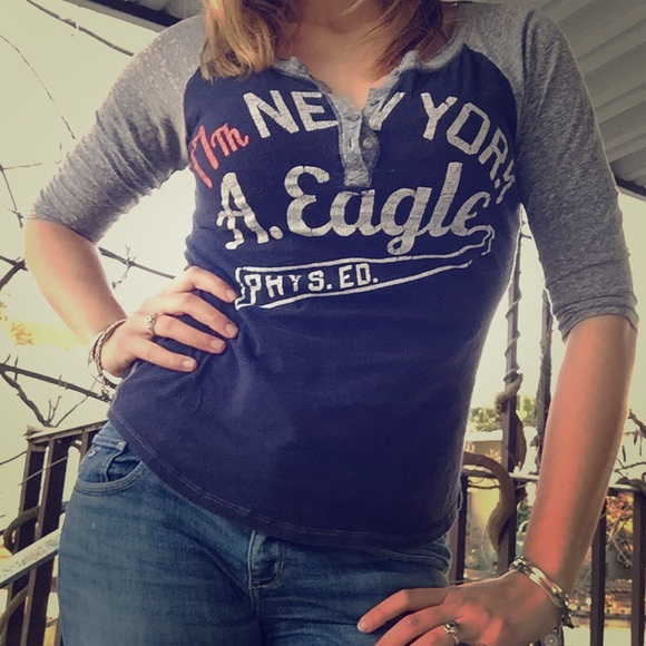 💋AE New York Baseball 1/2 Sleeve Shirt⚾️