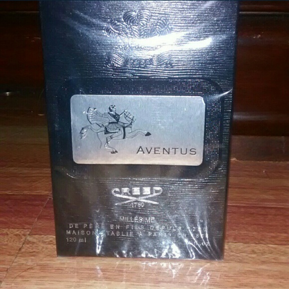 Men's cologne
