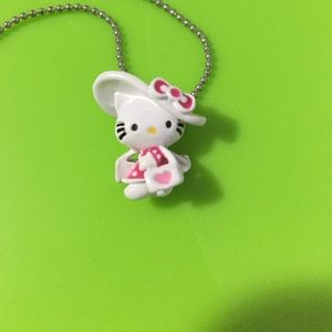 Shopaholic hello kitty necklace