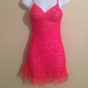 VICTORIAS SECRET BRIGHT PINK TEDDIE WITH RUFFLES M