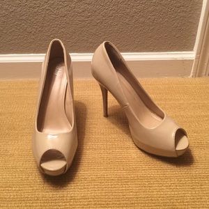 Cathy Jean Pumps