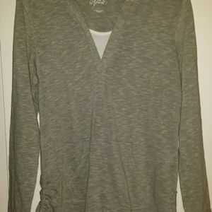 Hooded shirt