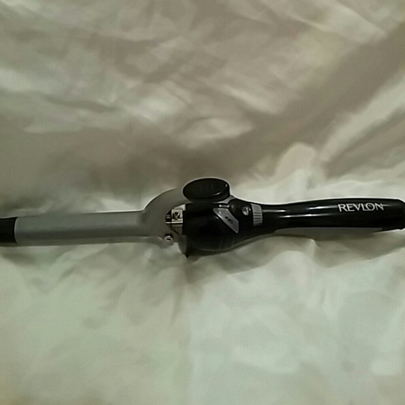 Revlon Perfect heat curling iron - Picture 1 of 3