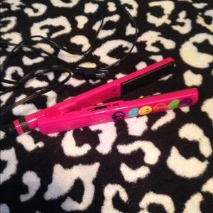 Justice Straightener