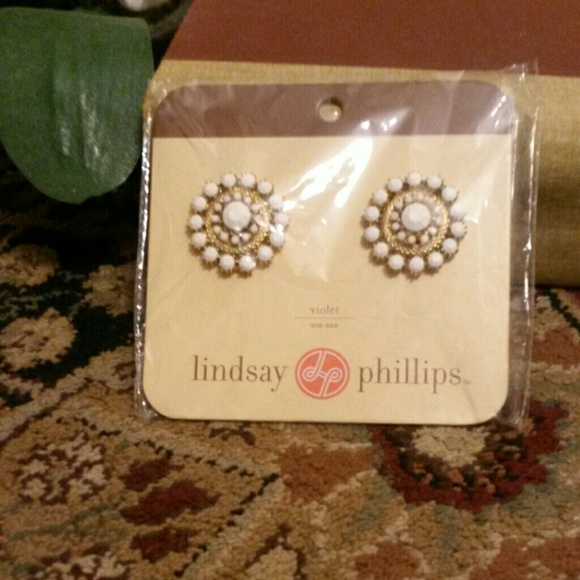 Lindsay Phillips Shoe Snaps