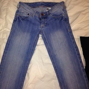 light wash jeans
