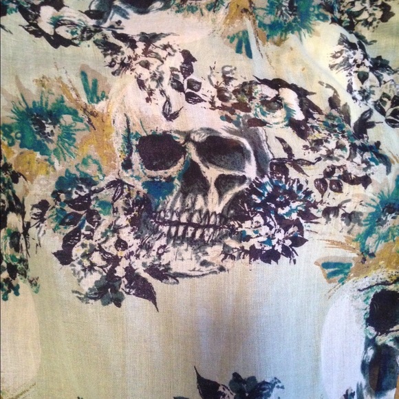 Skull Scarf