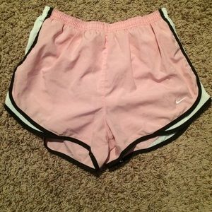 Woman Nike Shorts Bundle!