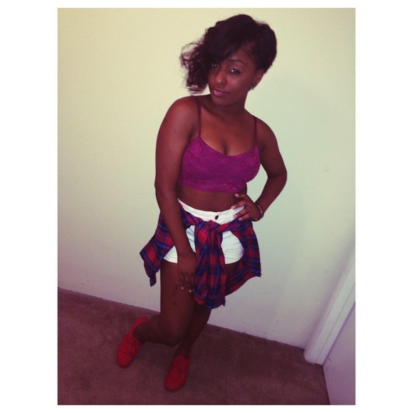 Burgundy crop top - Picture 3 of 4