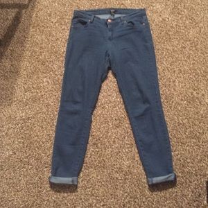 High waist jeans